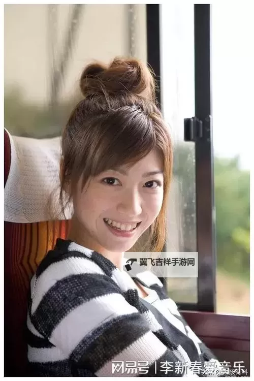 人人妻人人干照片：真实展现婚姻生活的点滴与感悟图1