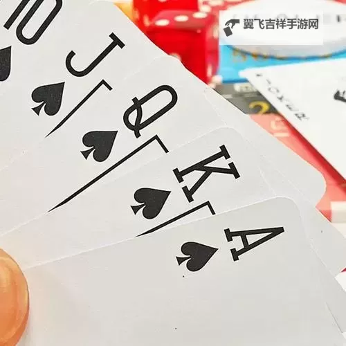 打扑克网站又疼又叫日本：网络游戏中的奇闻异事图1