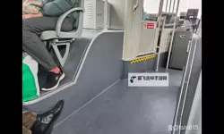 公交车上不要插好痛：乘客安全须知與提醒