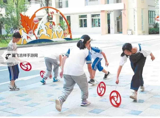 涨精装满肚子上学体育课免费视频解析：健康学习新体验图1