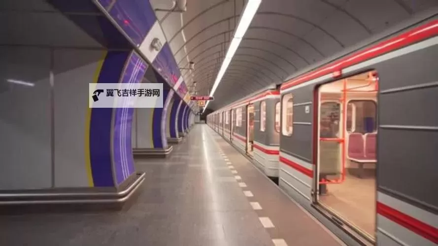 坐地铁车被高C短文:都市生活中的意外邂逅图1