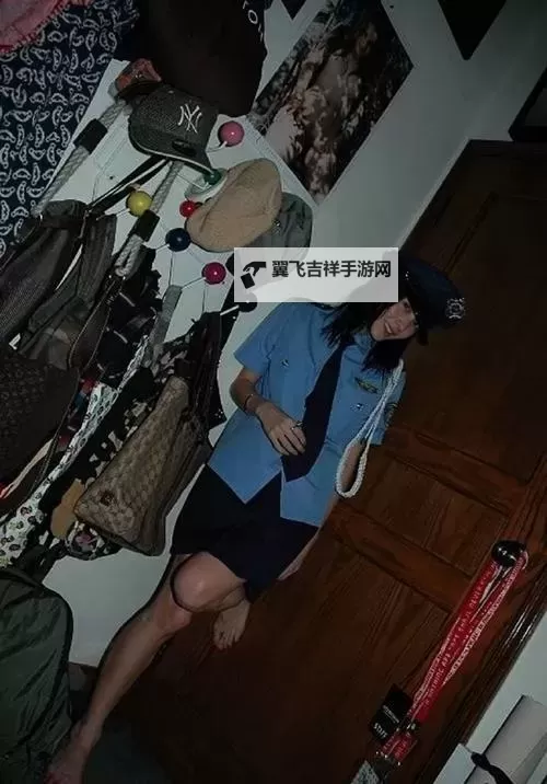 张柏芝与黑木耳的趣味美食之旅图1