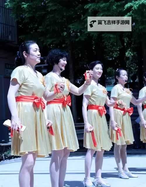探索温馨邻里生活：天天日五月社区的美好时光图1