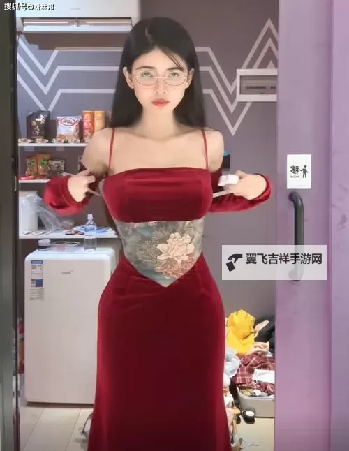 狗头萝莉呼啦圈免费观看：萌趣少女的趣味运动体验图1
