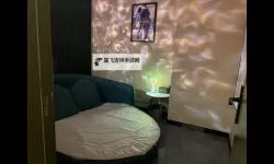 探索心灵深处：成人情感影院带你领略真情流露