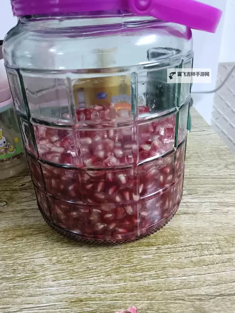 如何在家轻松制作美味自制葡萄酒视频教程图1