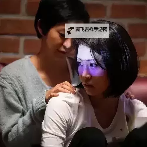 适合晚上一个人看的在线观看推荐:静享夜晚的宁静时光图1