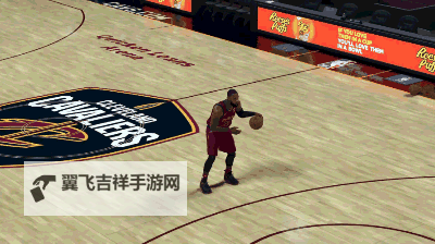 《NBA2K18》后撤步跳投操作动图教学 怎么后撤步跳投图1
