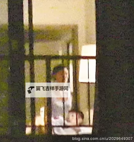 激情视频野战男女：真实展现热血激情的精彩瞬间图1