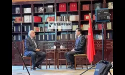 奏刚被解职原因揭秘：背后的真实原因解析