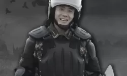 中国大叔武警Gary的职位经历：从基层士兵到高级指挥官的成长之路