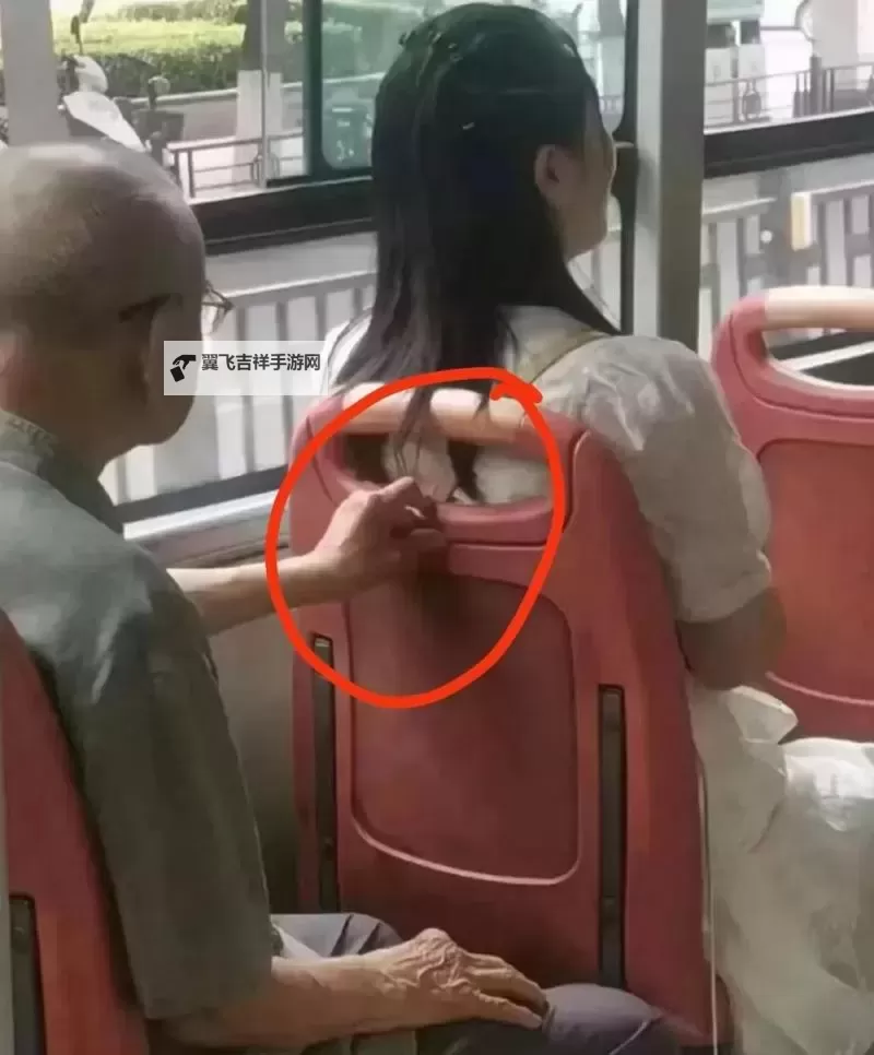 在车子颠簸中进了老师的身体:一段奇异的旅程图1
