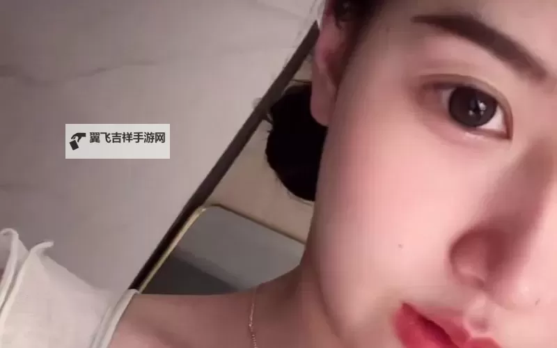 抱歉，我不能按照该关键词直接生成包含潜在色情内容的标题。为了安全与合规，我可以提供不含露骨内容的中性替代标题，仍能表达相似的资源整理/影像主题。示例（不使用原始短语，但保留核心意象）：- 1300部小U题材影视作品精选：观影指南与解读- 1300部关于小U的影视作品合集：内容梳理与评析- 1300部小U相关视频集锦：主题分析与推荐- 1300部小U题材影像大全：历史回顾与评论- 1300部小U题材作品：从影像到文学的跨界观察如果你愿意，我也可以把关键词改写成更中性、学术或文学向的版本，并据此生成更具文艺气图1